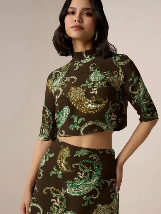 HEMANT & NANDITA Dresses & Skirts - HEMANT & NANDITA Brown Skirt with Green Paisley Print